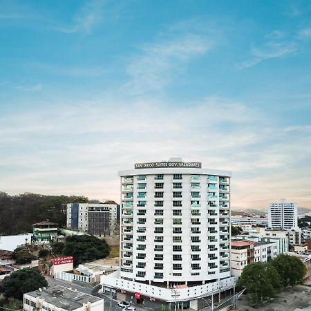San Diego 고베르나도르 발라다레스 외부 사진